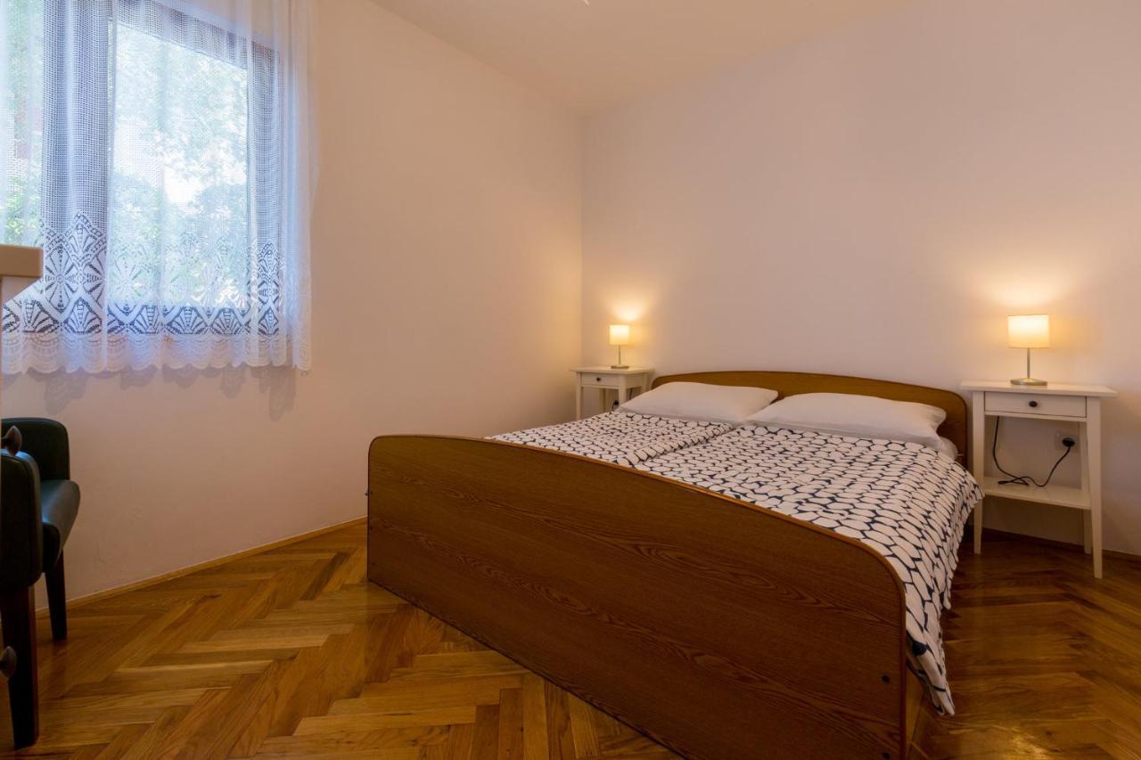 Amila Apartment Crikvenica Bagian luar foto