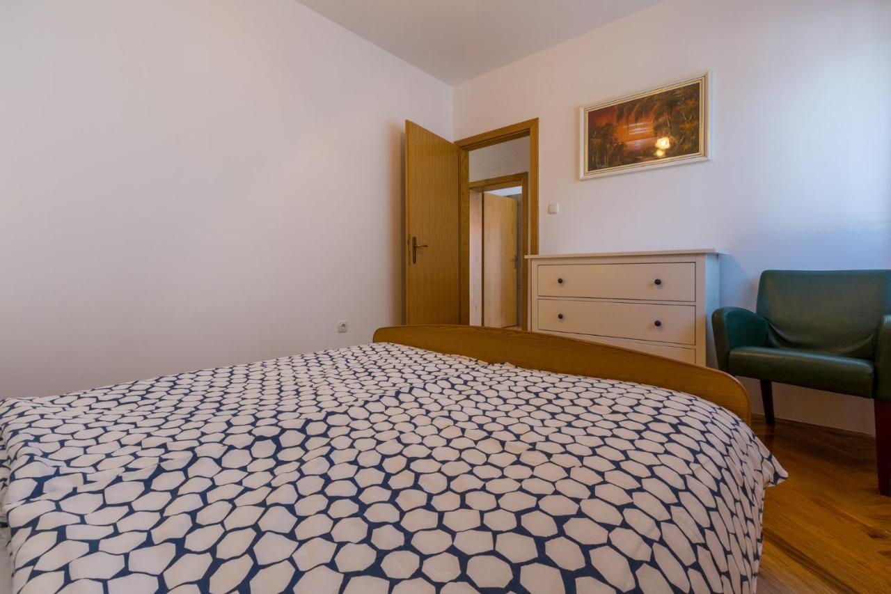 Amila Apartment Crikvenica Bagian luar foto