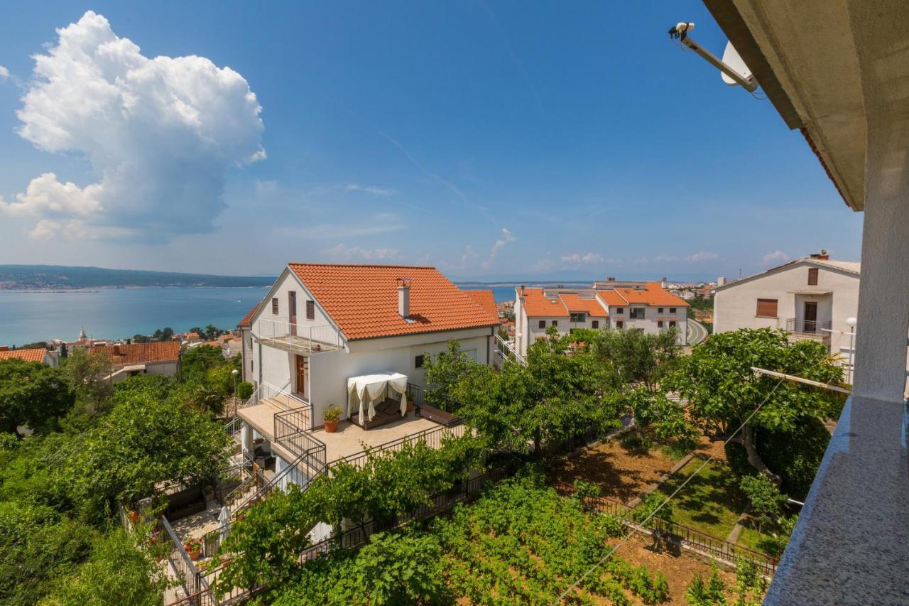 Amila Apartment Crikvenica Bagian luar foto